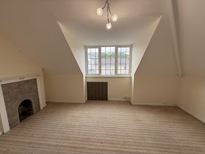 Bedroom 3- Double- click for photo gallery